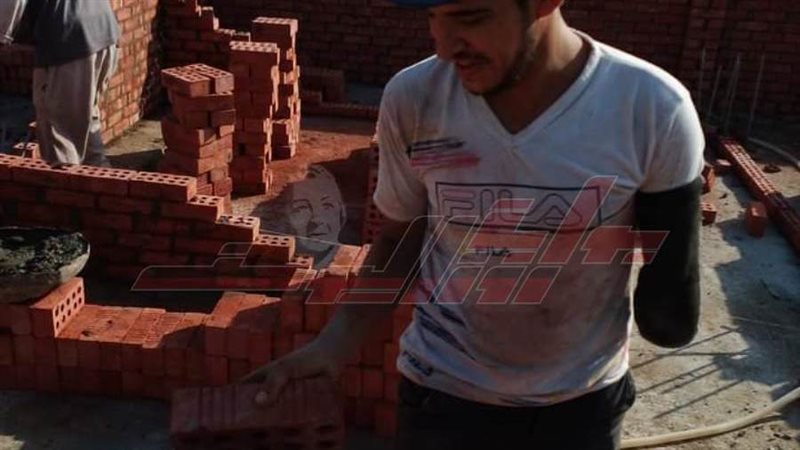 سعيد مساعد بناء بذراع