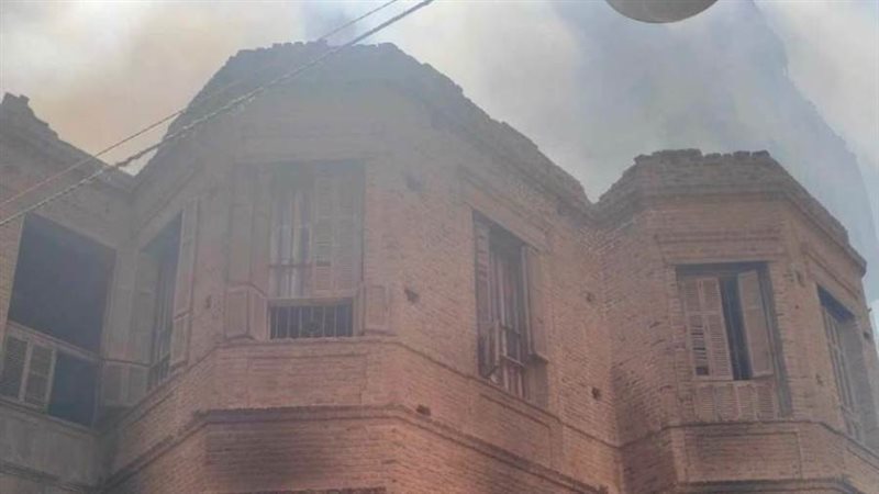 جانب من الحريق