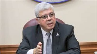  د. أيمن عاشور: مراكز التطوير المهني ساعدت آلاف الطلاب على اكتساب مهارات التوظيف وتأهيلهم لفرص العمل