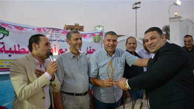 مركز شباب أشمون يكرم مؤسسة روزاليوسف وأوائل الطلبة في مراحل التعليم العام والأزهر