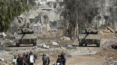 نازحو دير البلح يأملون نجاح مفاوضات القاهرة لوقف الحرب على غزة