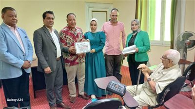 تكريم أبناء الصحفيين الحاصلين على الشهادتين الإعدادية والثانوية بنقابة الصحفيين بالإسكندرية 