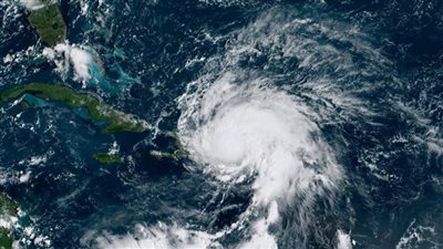 الأرصاد الجوية اليابانية تعلن اقتراب الإعصار 