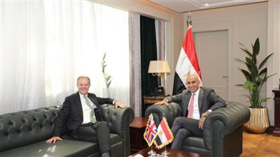 عبداللطيف: خطة لتقليل كثافات الفصول للوصول لبيئة تعليمية محفزة