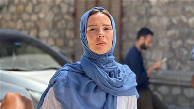 تظهر بالحجاب.. دور جديد لإيمان العاصي في مسلسل 