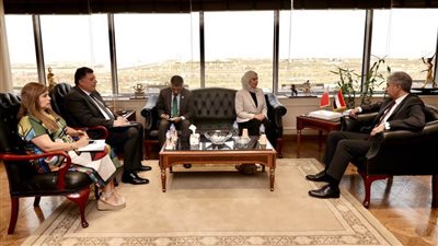 شريف فتحي يلتقي سفيرة مملكة البحرين بالقاهرة