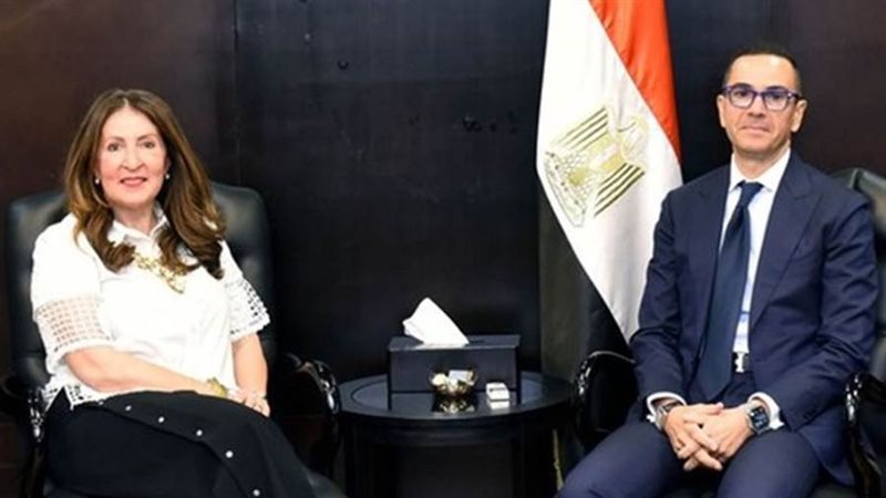 وزير الاستثمار والتجارة