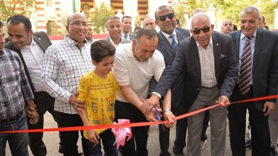 محافظ أسيوط يفتتح معرض 