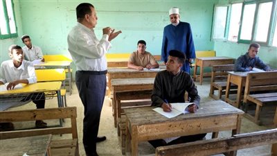 رئيس أزهر مطروح يتفقد امتحانات الدور الثاني للشهادة الثانوية بسيوة