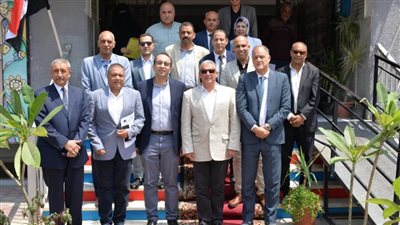 محافظ الإسماعيلية يجتمع بعناصر منظومة التعليم بالمحافظة