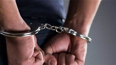 مأساة شاب يتعدى على والدته بحجر ويصيبها بكدمات بالوجه بسوهاج.. تعرف على السبب