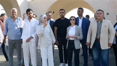 محافظ البحيرة تختتم جولتها بوادي النطرون بزيارة منتجع سياحي للعلاج البديل