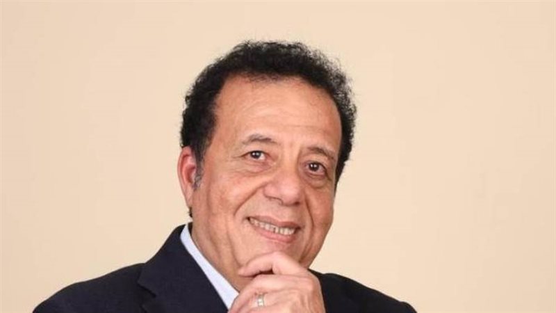 عاطف عبداللطيف