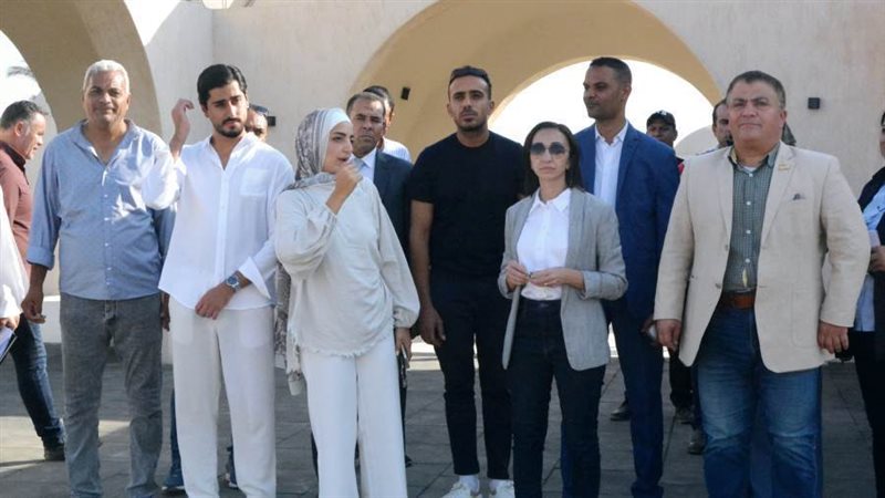 محافظ البحيرة تتفقد