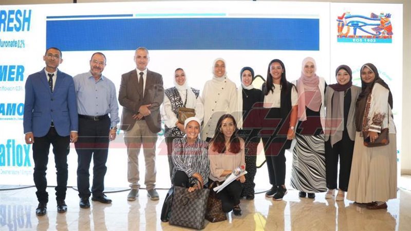 خلال المؤتمر