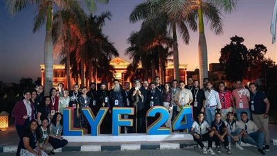 البابا تواضروس يتفقد مجموعات العمل لملتقى 