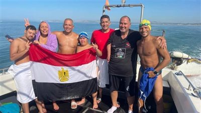 فريق التتابع المصري السعودي يسجل الرقم القياسي ويعبر المانش |صور