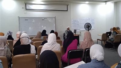 دور المرأة في بناء الوعي والقيم الأخلاقية لدى الأبناء.. ندوة توعوية بمكتبة مصر العامة