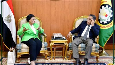 محافظ الدقهلية يستقبل نائب وزير الصحة لترأس المجلس الإقليمي للسكان