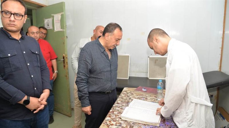 محافظ أسيوط يتفقد