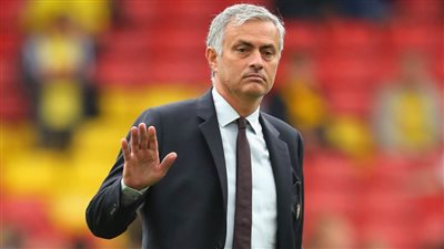 مورينيو يستعرض عضلاته في الدوري التركي