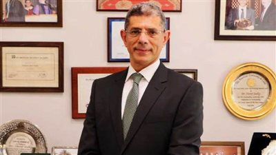 الرئيس التنفيذي لوكالة الفضاء المصرية يزور جنوب أفريقيا لتعزيز التعاون الفضائي