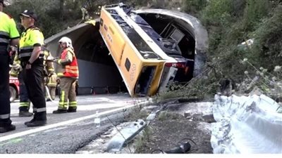 مقتل 7 وإصابة العشرات إثر انقلاب حافلة في ميسيسيبي بالولايات المتحدة