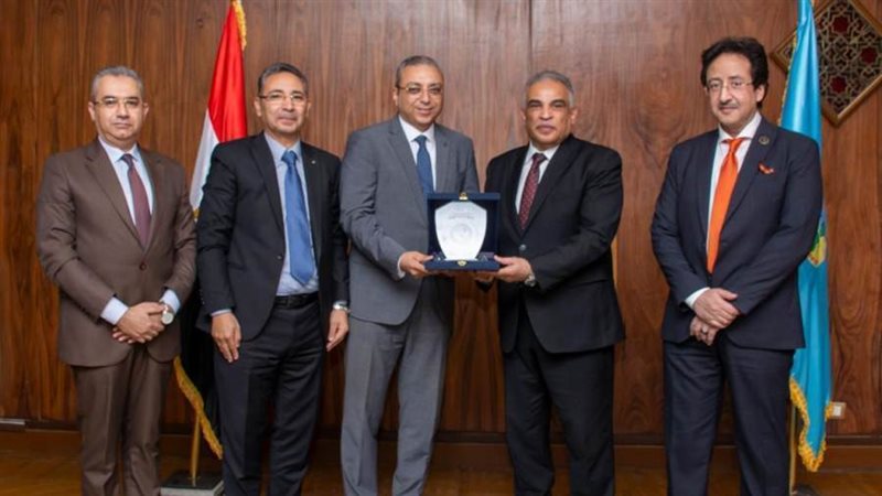 جانب من التكريم