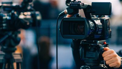 89 عامًا على ميلاد فنان تزوج 13 مرة