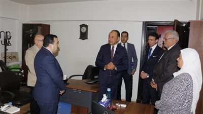 وزير قطاع الأعمال العام يعقد اجتماعًا لمتابعة مشروعات 