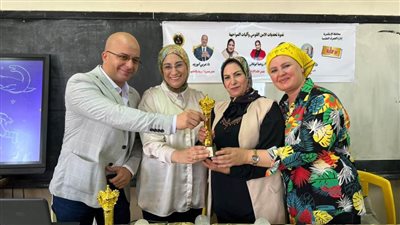 إعلام وتعليم الجمرك يناقشان الإنسان المصري والتحديات بالانفوشي