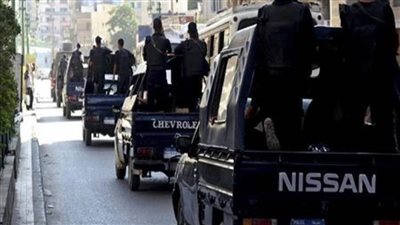 أجهزة الأمن تستهدف تجار المخدرات والسلاح بمنطقة الوراق بالجيزة