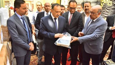 محافظ أسيوط يشهد تسليم أجهزة طبية بـ 45 مليونًا