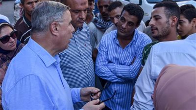 محافظ الإسكندرية يتابع حملة إزالة العقارات المخالفة بالقصعي بحي شرق