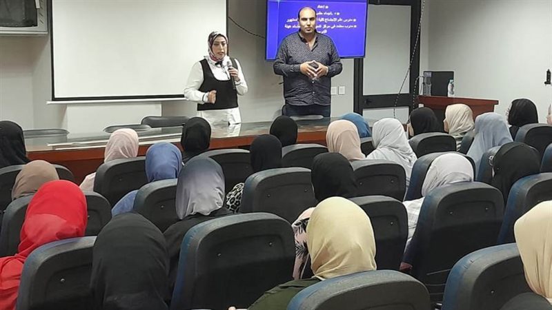 جانب من فعاليات الدورة