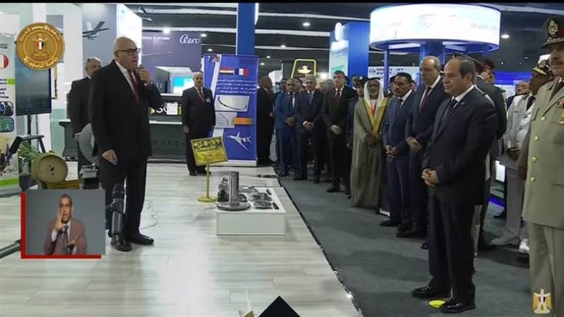 الرئيس السيسي يتفقد