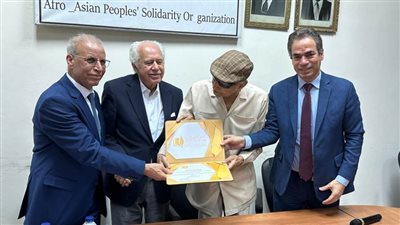 اتحاد كتاب إفريقيا وآسيا يحتفل بالعام 125 لشاعر العراق الكبير محمد مهدي الجواهري