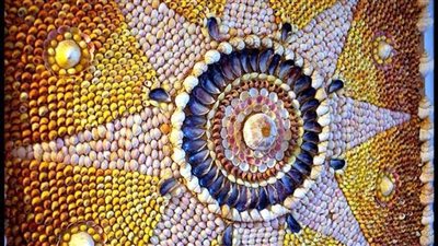 مزينة بملايين الأصداف.. مغارة شل الغامضة من أشهر المعالم السياحية بالعالم