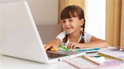 أفضل 8 تطبيقات لتعليم طفلك البرمجة ومهارات المستقبل بسهولة