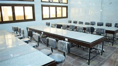 رئيس جامعة سوهاج يتفقد التجهيزات النهائية لمبنى المعامل المركزية الأكاديمية بكلية الطب