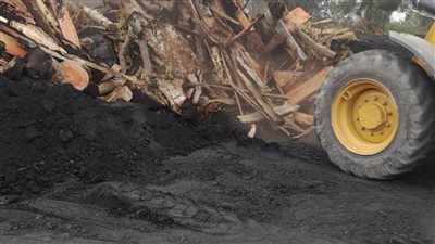  بالصور.. غلق 3 مكامير فحم عشوائية في الغربية