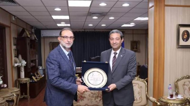 محافظ دمياط ورئيس