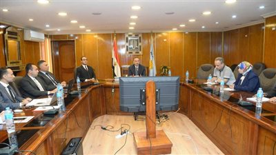  محافظ أسيوط يشهد بدء فعاليات تقييم مشروعات النسخة الثالثة من المبادرة الوطنية للمشروعات الخضراء الذكية