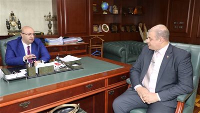 استلام مُسوّغات التعاقد للمرشحين ضمن مسابقة 30 ألف معلم  بالأكاديمية المهنية ببنى سويف