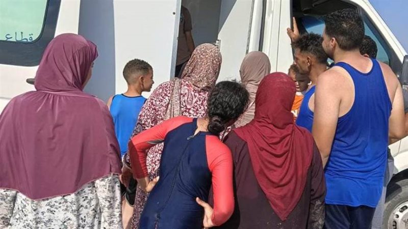 جانب من العيادة المتنقلة