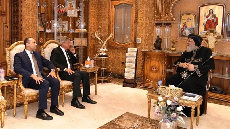 البابا تواضروس يعقد