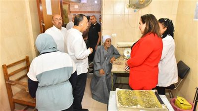 محافظ أسيوط يتفقد مركز رعاية الأمومة والطفولة ومكتب صحة بندر خامس بحي غرب