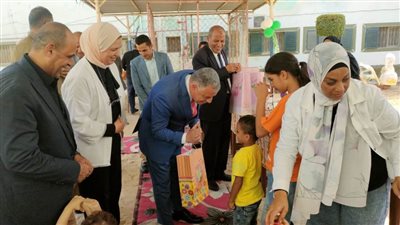 محافظ الإسماعيلية يشارك في احتفال دار الرحمة لرعاية الفتيات بالمولد النبوي الشريف
