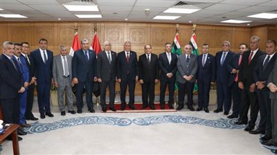 النائب العام يهنئ رئيس هيئة قضايا الدولة بمنصبة الجديد 