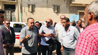 محافظ أسيوط يتفقد منطقة عرب المدابغ ويوجه برفع كفاءة محيط مساكن الإيواء وتزويد الإنارة وتكثيف النظافة
